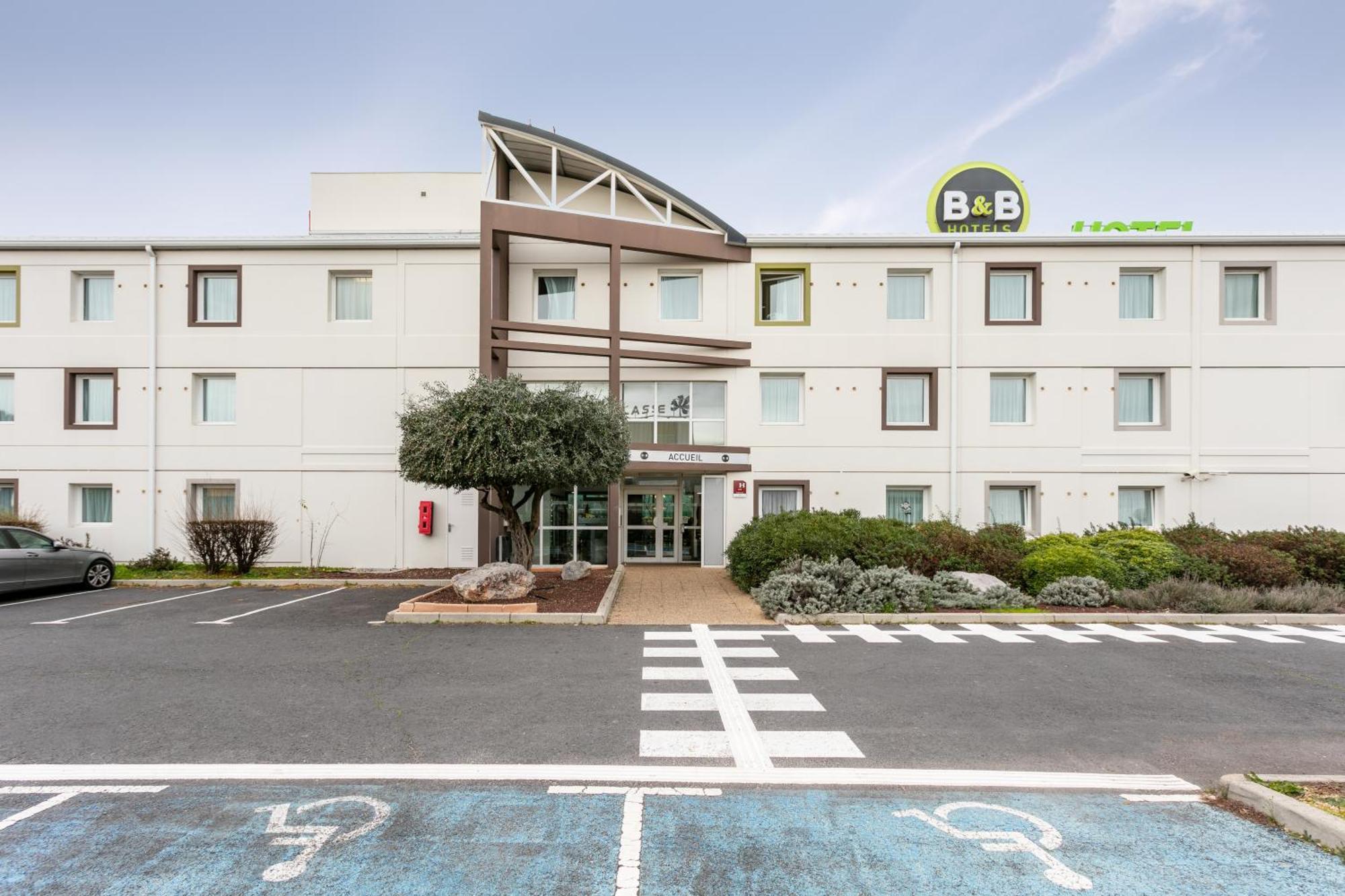 B&B Hotel Beziers Exterior photo